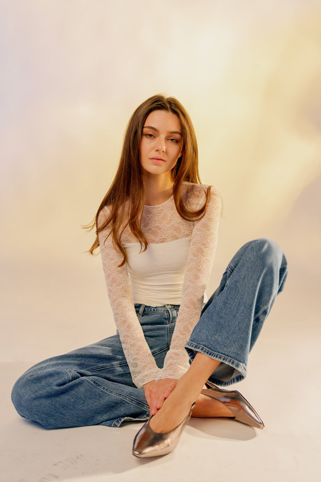 Mid Waist Relaxed Wide Leg Jeans