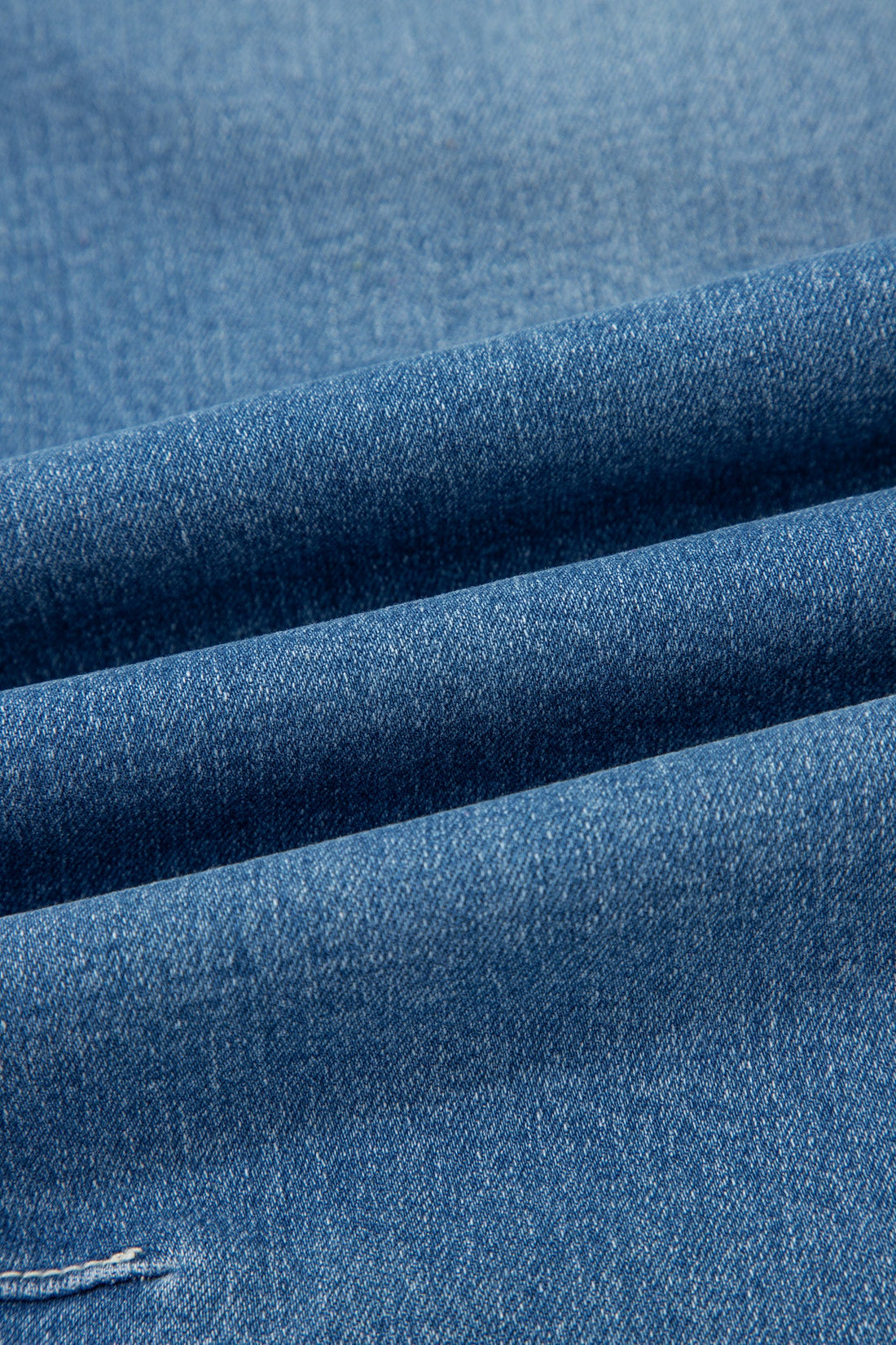 Hana Wash Cuffed Barrel Jeans