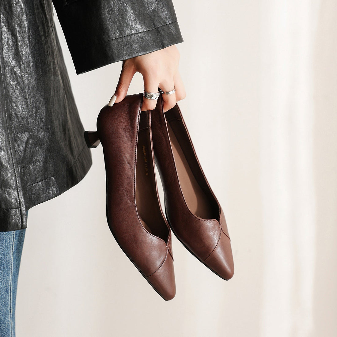 Women's Washed Cowhide Kitten Heel Pumps | Pointed Toe Leather Dress Shoes