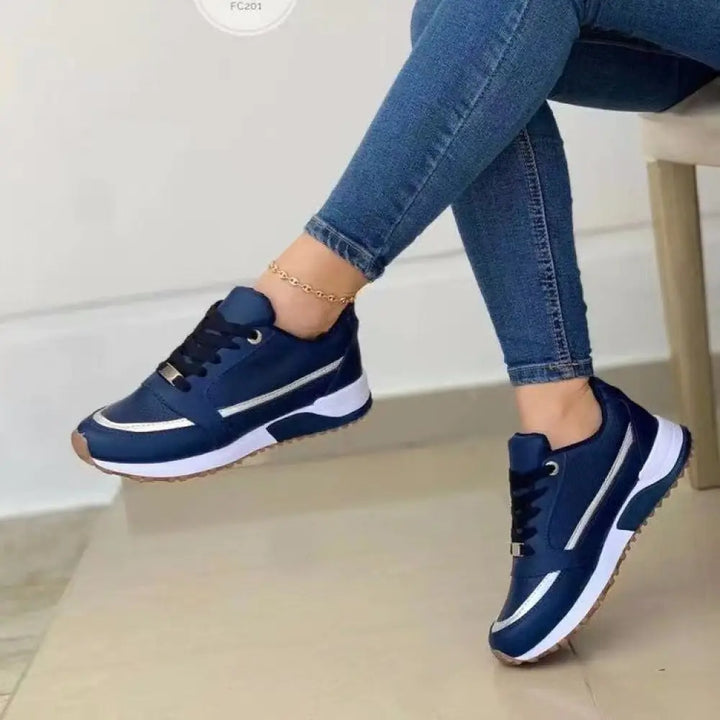 Women's Casual Metallic Accent Round Toe Walking Sneakers