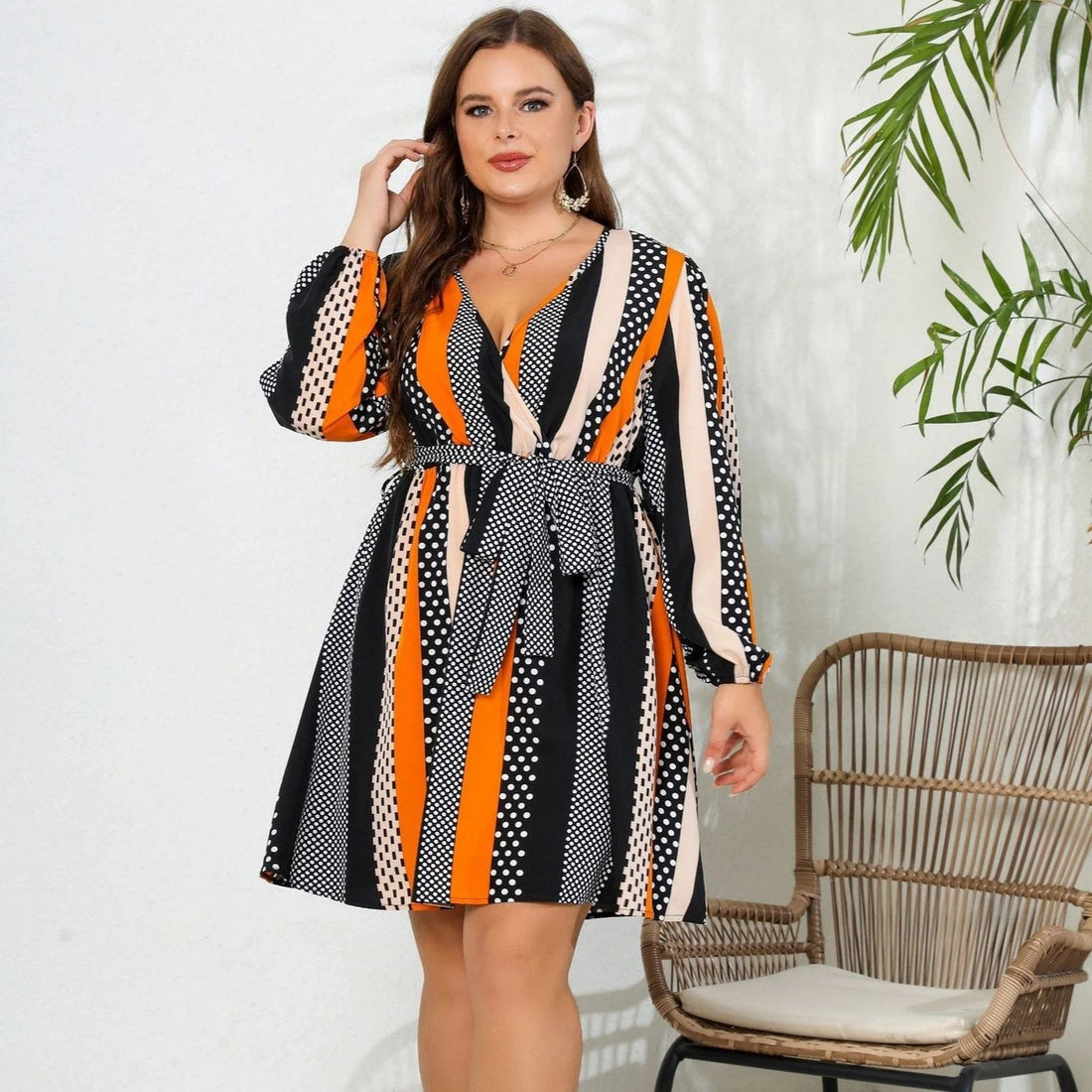 Women's V-neck Lace-up Plus Size Dress