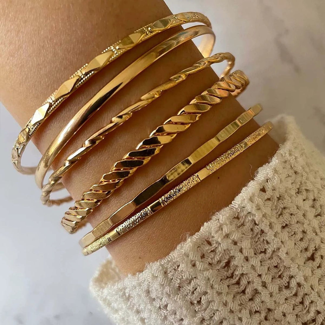 MANDOTOS Bohemian Metal Chain Bracelet Set For Women Geometric Gold Color Thick Link Bangles Six Piece