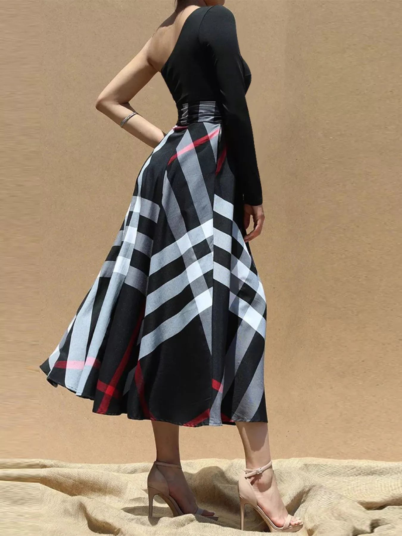 Women's Asymmetrical One-Sleeve Plaid Midi Dress with Waist Tie
