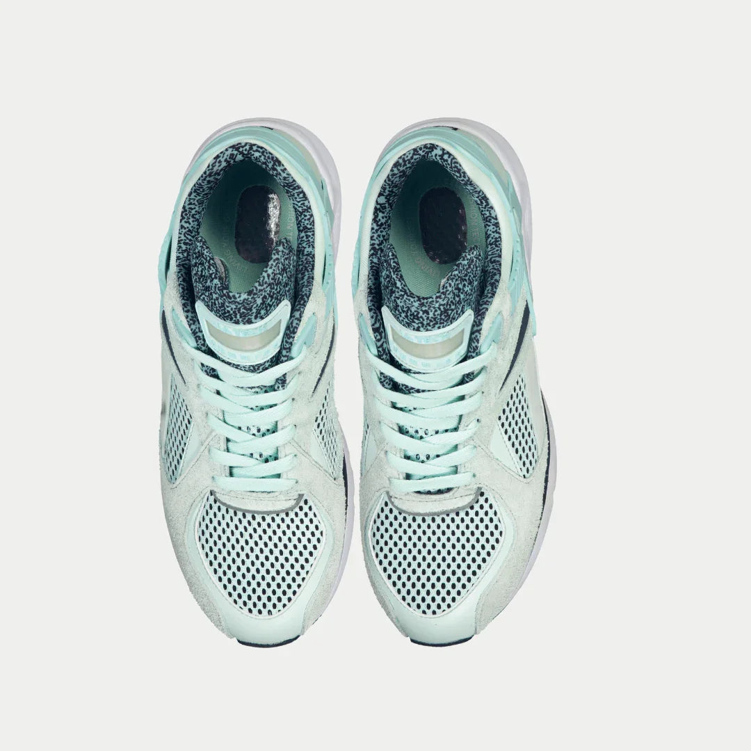 LA Gear Women's Catapult Light-Up Lowtop | Mint x Black