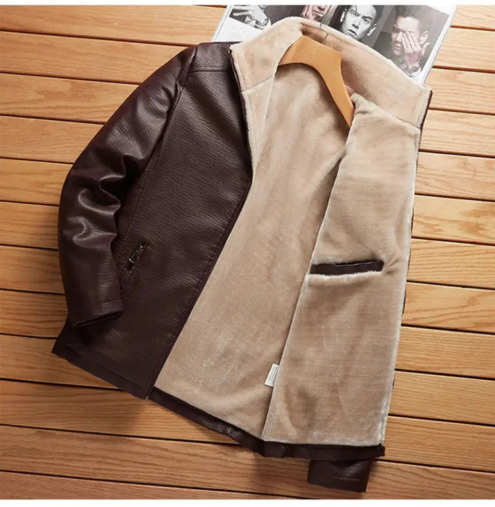 Men's Plus Size Faux Leather Jacket with Plush Fleece Lining