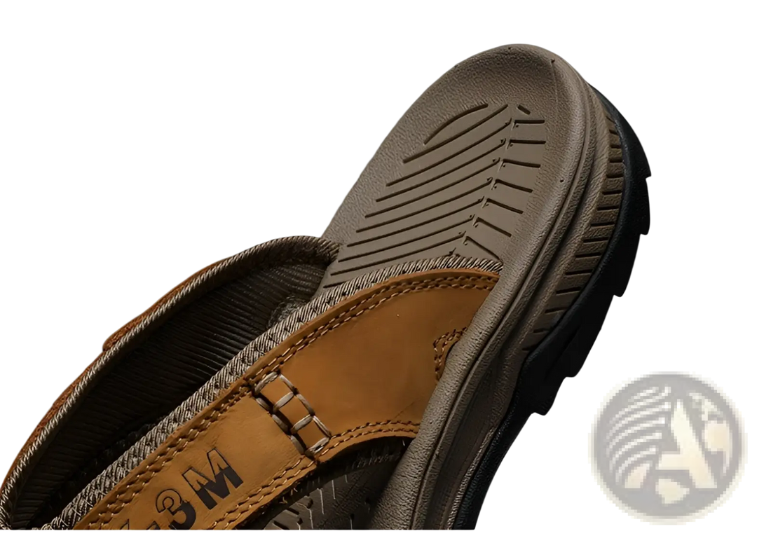 Men's Leather Beach Sandals Outdoor Sport Flip Flops