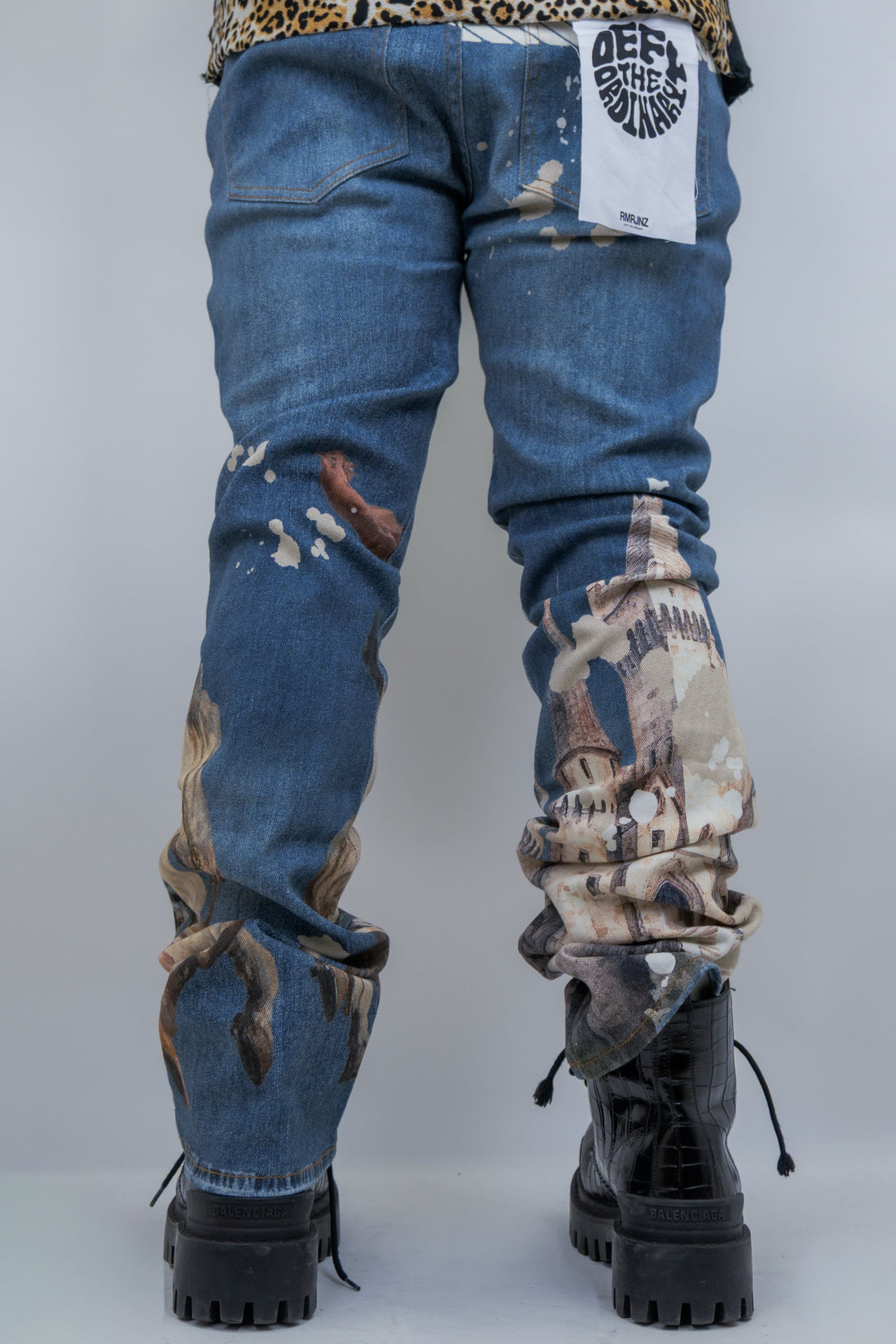 RM203SK - Graphic Printed Stacked Jeans